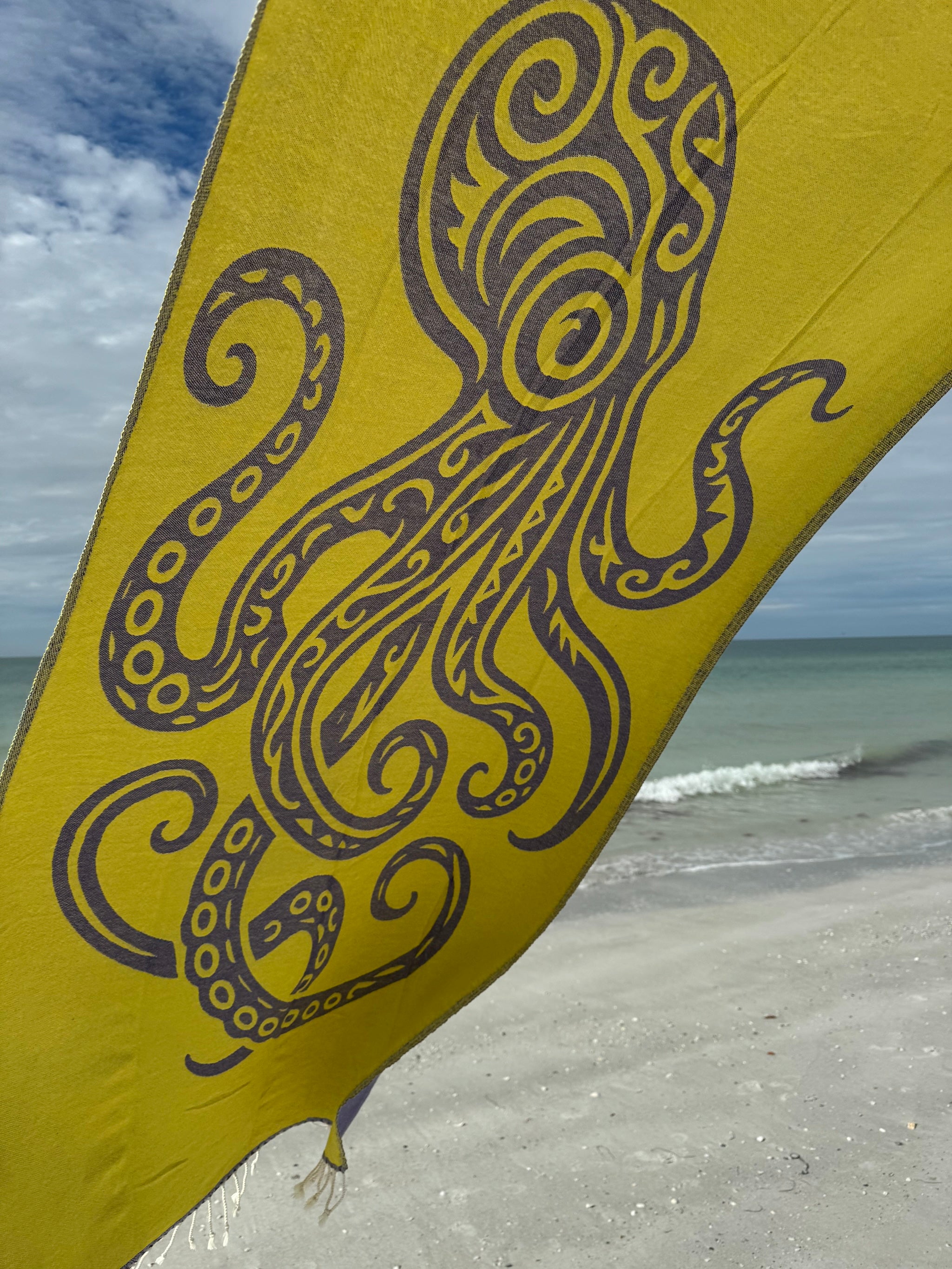 Dive Into Our Newest Obsession: Octopus Design Turkish Towels – Sun Drunk